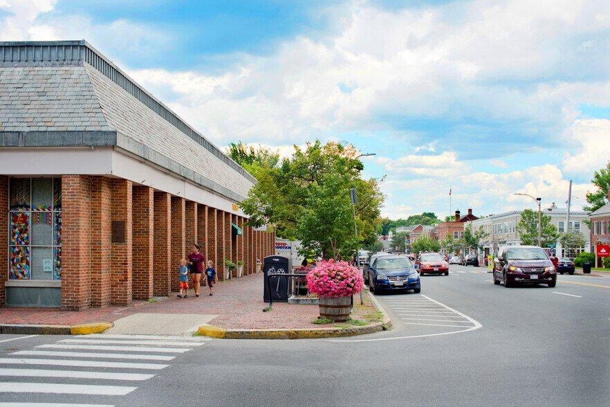 More Photos Of 1833-1853 Massachusetts Ave, Lexington General Retail For Sale