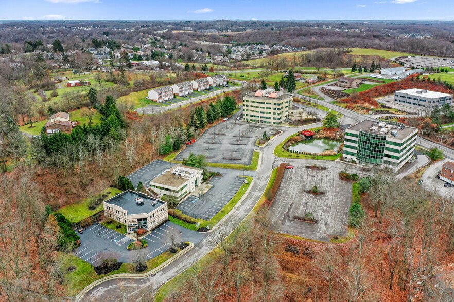 More Photos Of 2400 Corporate Dr, Wexford Medical For Lease