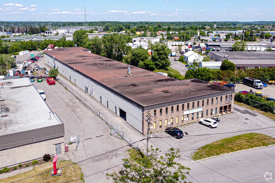 More Photos Of 3205 Swansea Cres, Ottawa Warehouse For Lease