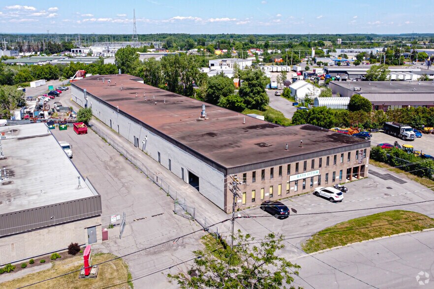 More Photos Of 3205 Swansea Cres, Ottawa Warehouse For Lease