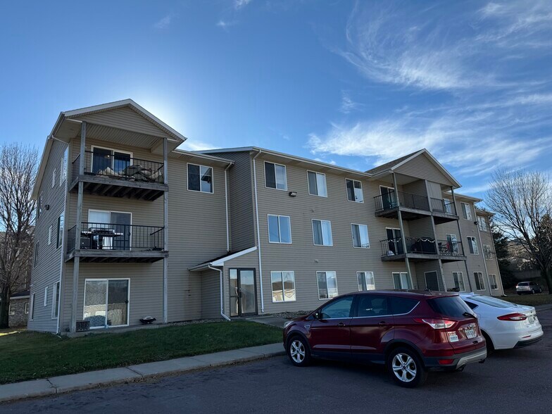 More Photos Of 4609 E 26th St, Sioux Falls Apartments For Sale