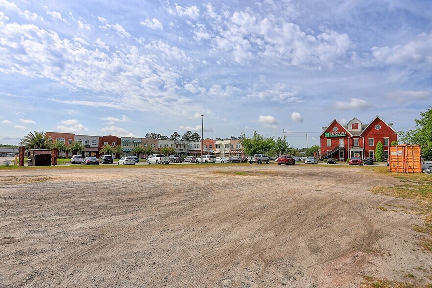 More Photos Of 201 Business Park Dr, Rincon Office For Sale