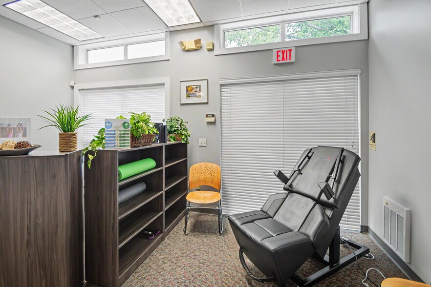 More Photos Of 1600 Horizon Dr, Chalfont Office For Sale