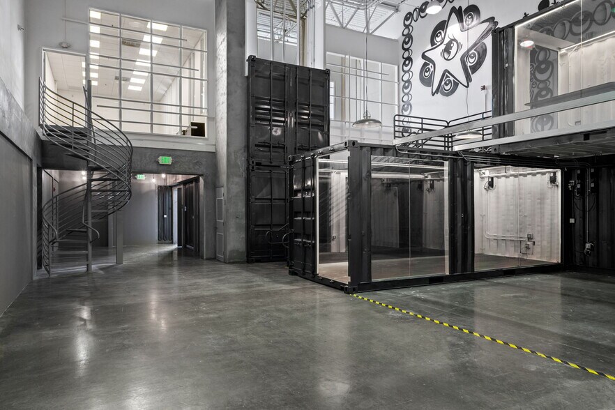 More Photos Of 7620 NW 25th St, Miami Distribution For Lease