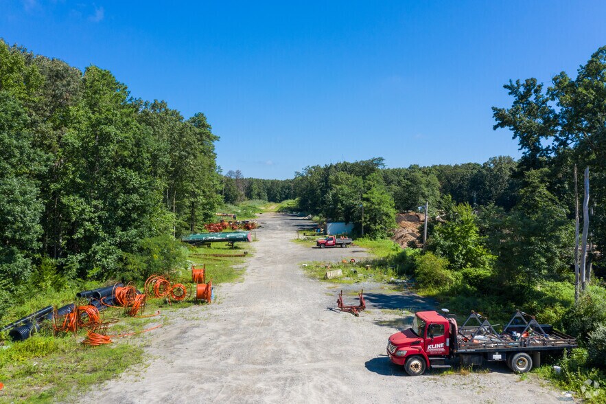 More Photos Of 822 Glassboro Rd, Williamstown Light Distribution For Sale