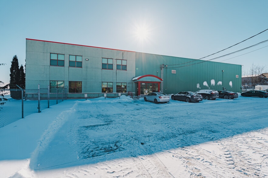 More Photos Of 500 Montée Labossière, Vaudreuil-dorion Service For Sale