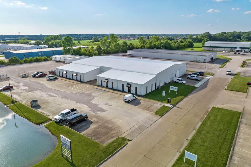 Primary Photo Of 2626 Kotter Ave, Evansville Warehouse For Sale