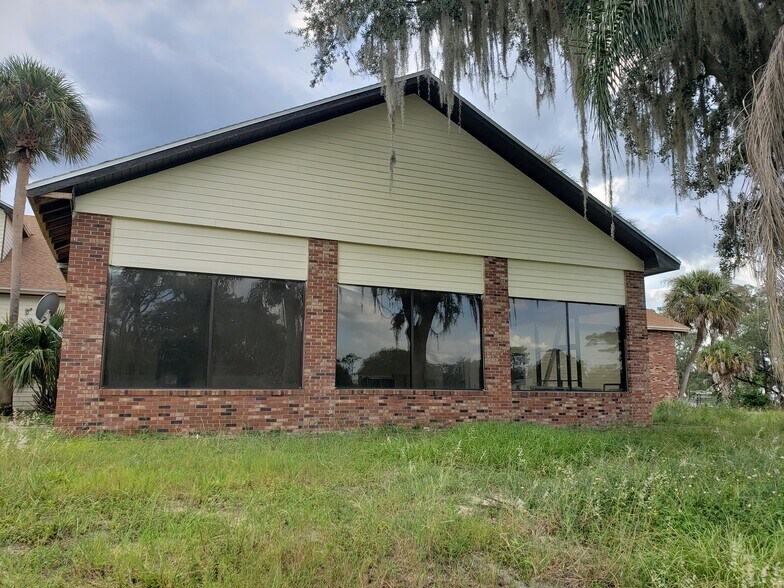 More Photos Of 50 Sun Air Blvd E, Haines City Restaurant For Lease