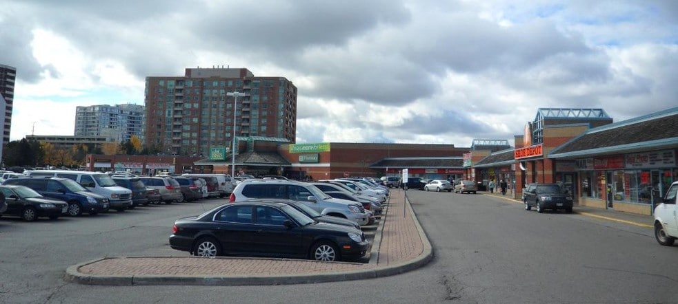 More Photos Of 800 Steeles Ave W, Vaughan Storefront For Lease