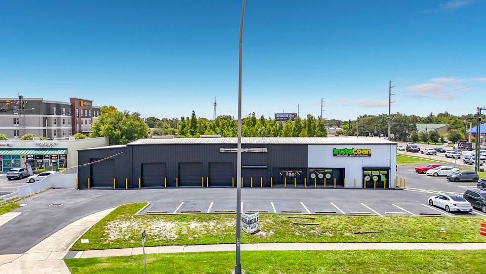 More Photos Of 8338 N Dale Mabry Hwy, Tampa Showroom For Sale
