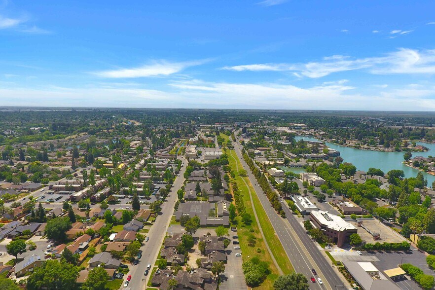 More Photos Of 1919 Grand Canal Blvd, Stockton Office For Sale