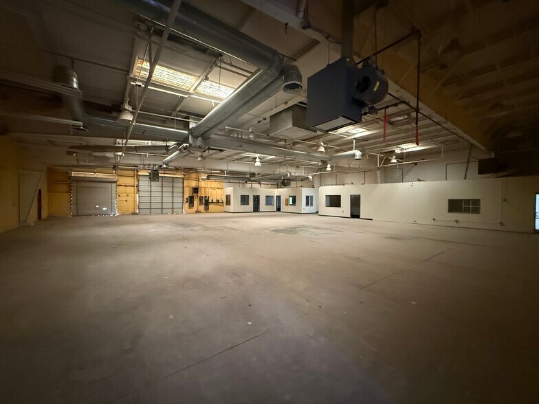 More Photos Of 1430 Vanderbilt Dr, El Paso Warehouse For Lease