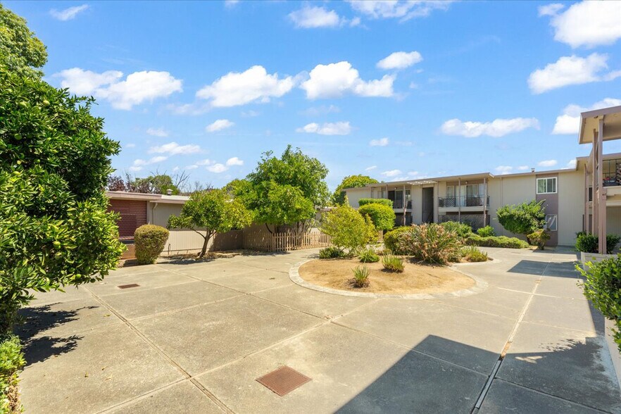 More Photos Of 423 N 26th St, San Jose Apartments For Sale