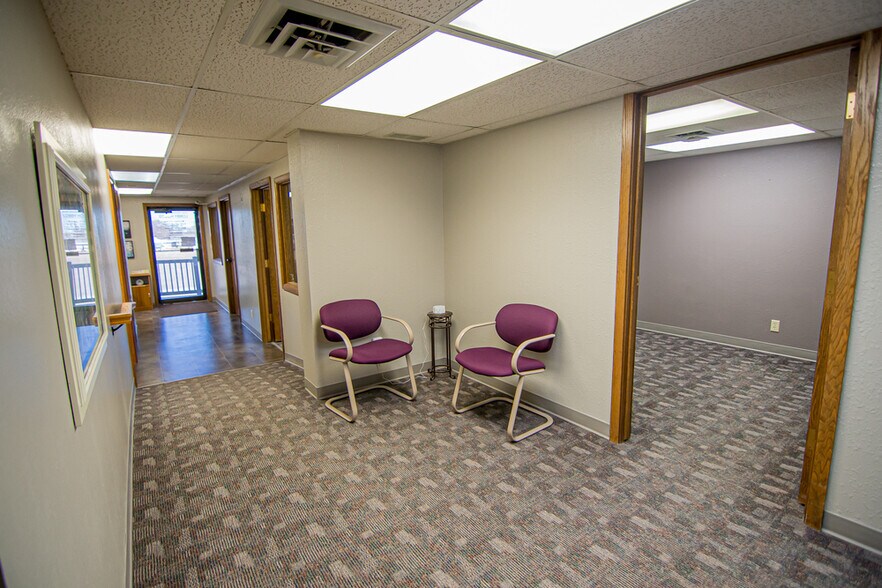 More Photos Of 811 E Saint Andrew St, Rapid City Medical For Lease