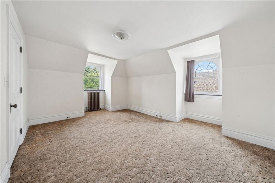 More Photos Of 112 Alexander Ave, Greensburg Office Residential For Sale