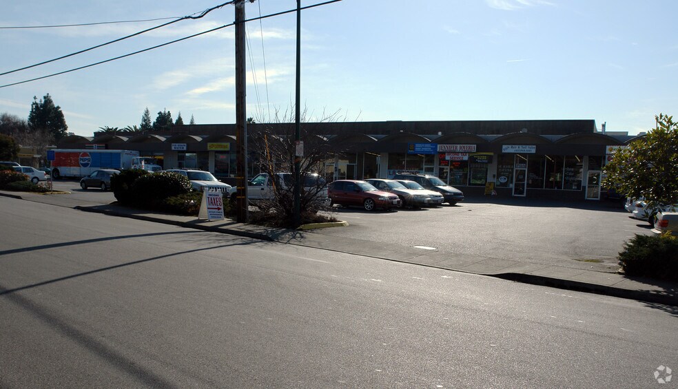 More Photos Of 1905-1929 Latham St, Mountain View General Retail For Sale