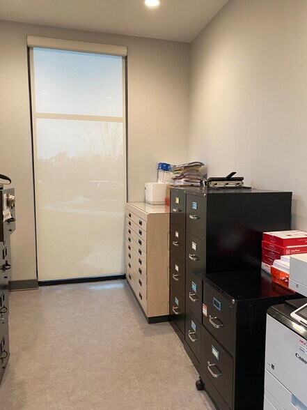 More Photos Of 720 Piper Farm Rd, Fayetteville Office For Lease