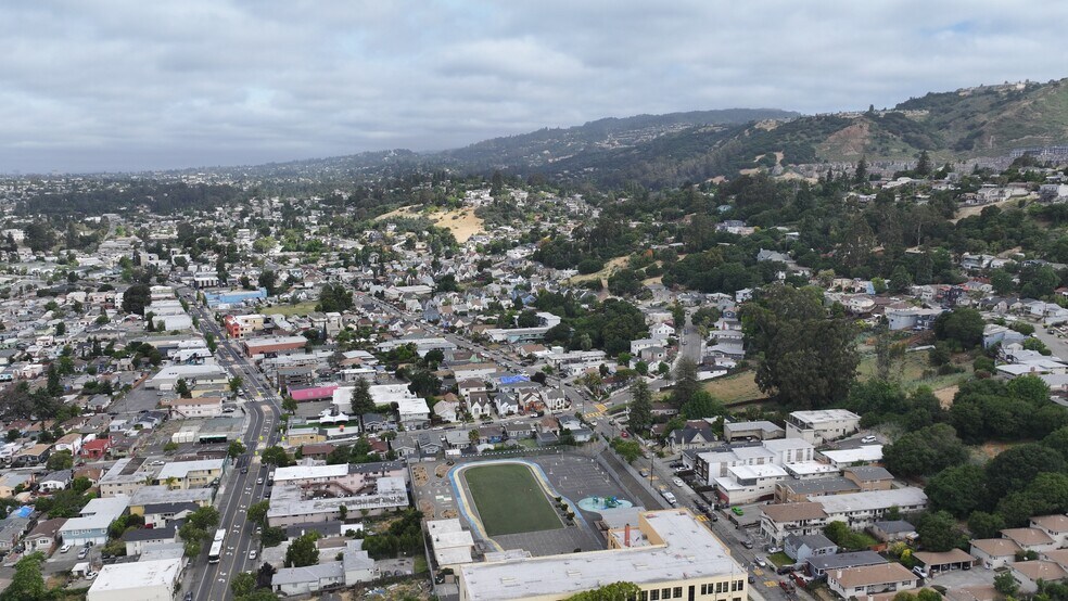 More Photos Of 8100 MacArthur Blvd, Oakland Hotel For Sale