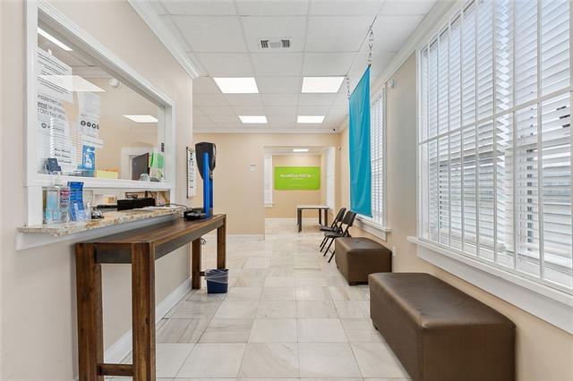 More Photos Of 301-303 S Broad St, New Orleans Office Residential For Sale