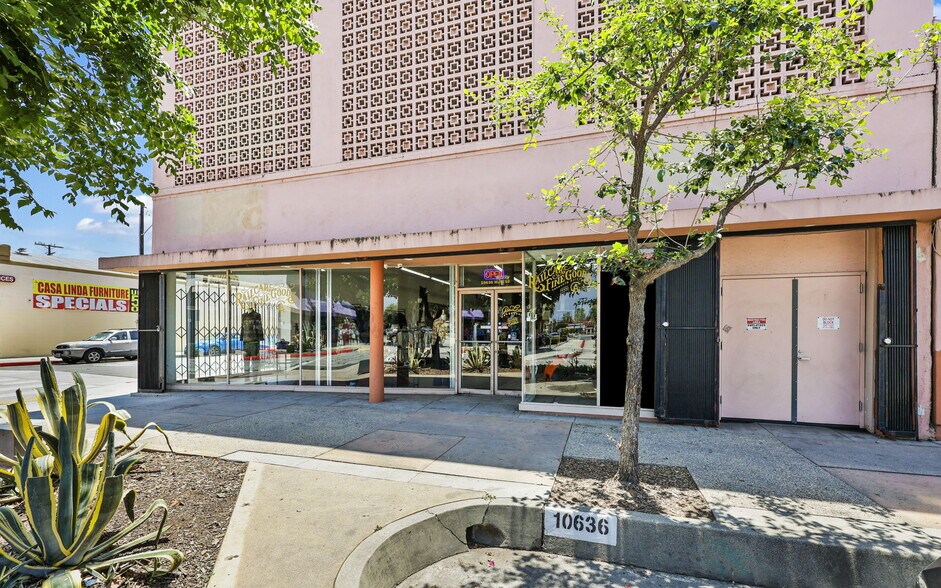 More Photos Of 10640 Main St, El Monte Storefront For Sale