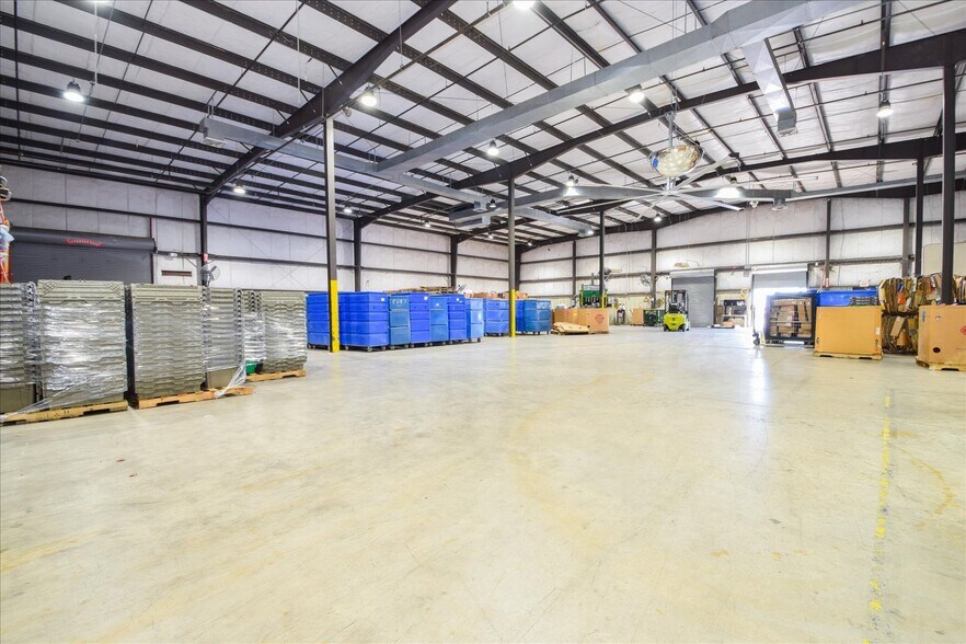 More Photos Of 1045 N Main St, Rocky Mount Freestanding For Sale