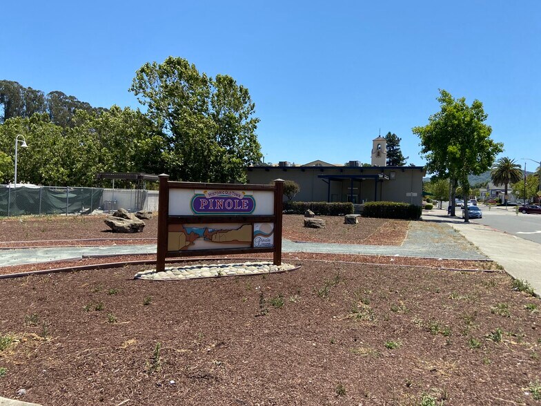 More Photos Of 2301 San Pablo Ave, Pinole Land For Sale