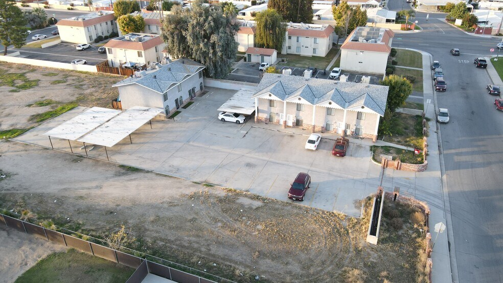 More Photos Of 4023 O St, Bakersfield Apartments For Sale