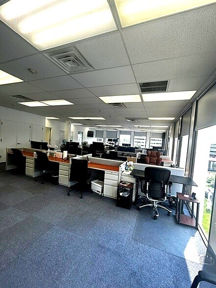 More Photos Of 75 Lincoln Hwy, Iselin Medical For Lease