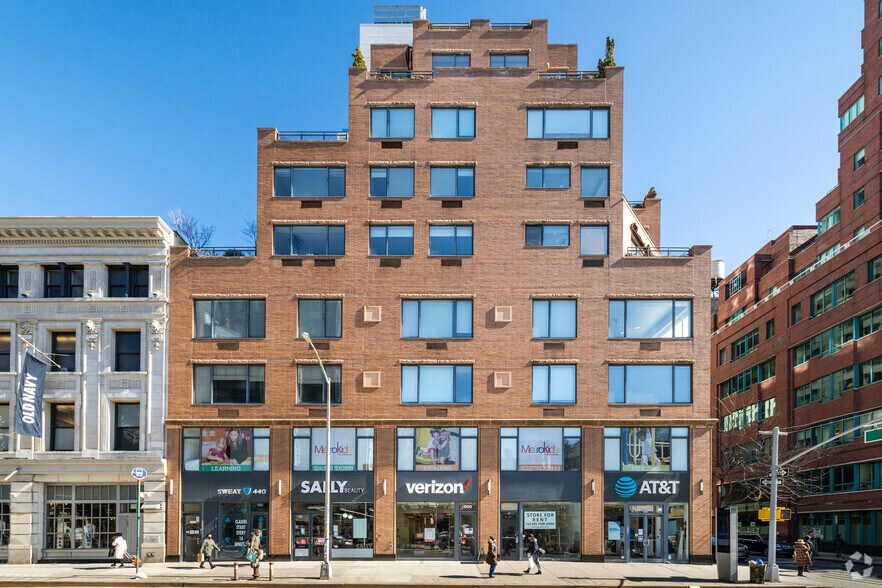 More Photos Of 600 Avenue of the Americas, New York Apartments For Lease