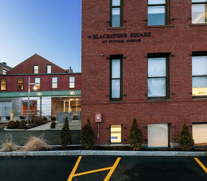 More Photos Of 237 Putnam Ave, Cambridge Office For Lease