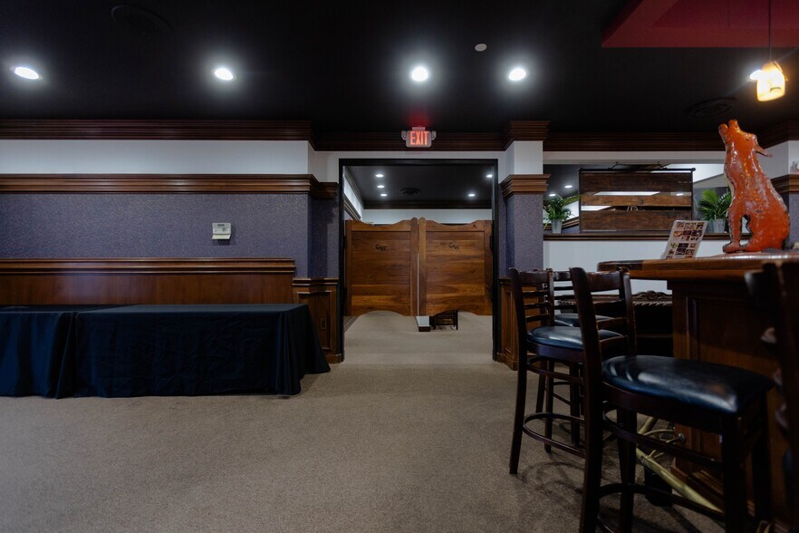 More Photos Of 6263 State Highway 66, Tulsa Restaurant For Sale