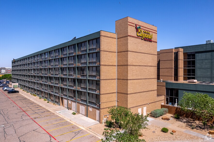 More Photos Of 801 Avenue Q, Lubbock Hotel For Sale