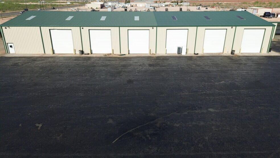 More Photos Of 9701 FM 307, Midland Flex For Lease