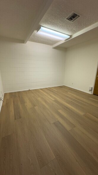 Primary Photo Of 345 W Foothill Blvd, Glendora Storefront Retail Office For Lease