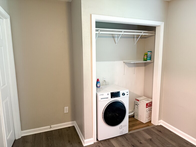 More Photos Of 425 W Taft St, Wichita Apartments For Sale