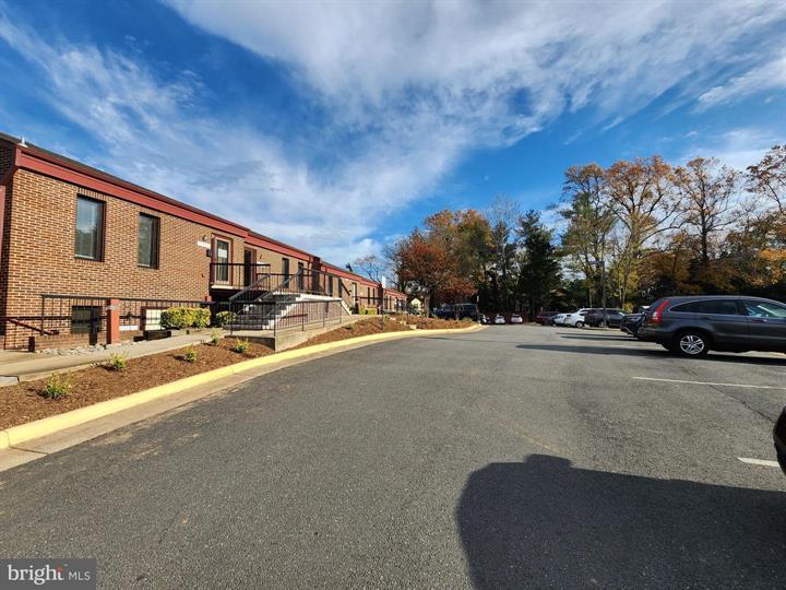 More Photos Of 2555-2575 Chain Bridge Rd, Vienna Medical For Sale