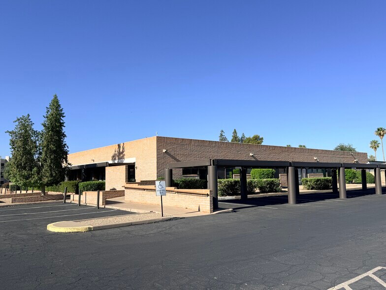 More Photos Of 7514 E Monterey Way, Scottsdale Medical For Sale