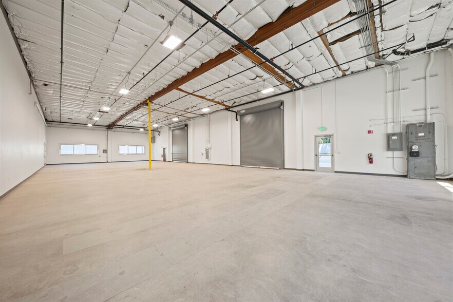 More Photos Of 1180 O'Brien Dr, Menlo Park Research And Development For Lease