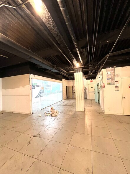 More Photos Of 136-40 39th Ave, Flushing Office For Lease