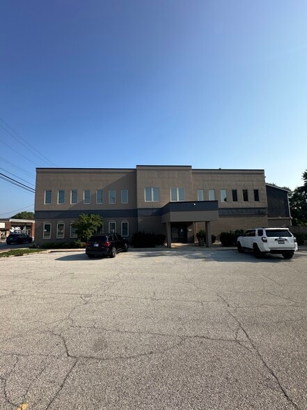 Primary Photo Of 139 S Broad St, Griffith Office For Lease