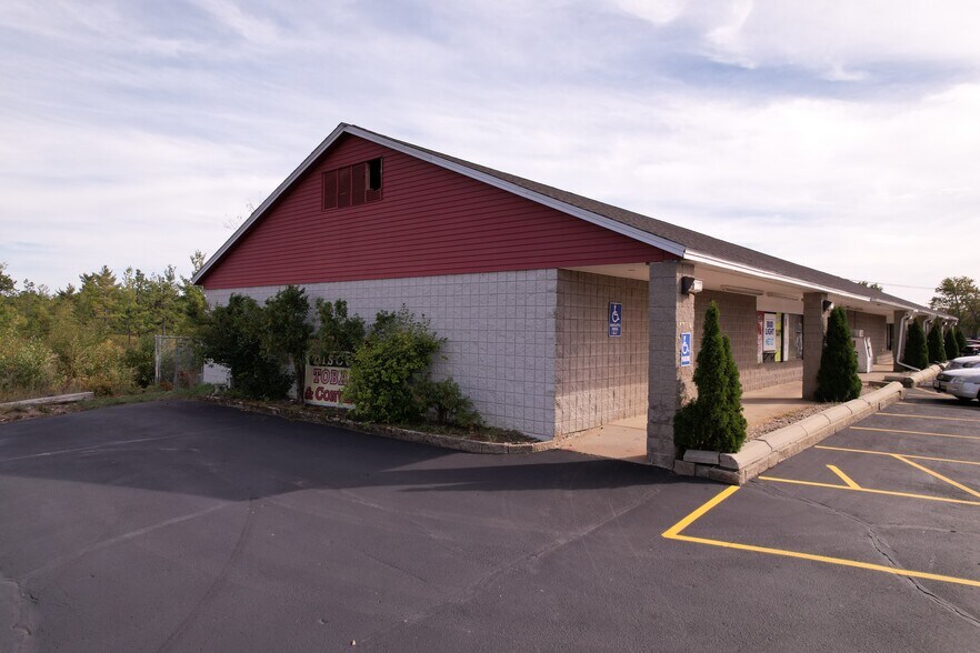 More Photos Of 183 Wakefield St, Rochester Storefront Retail Office For Lease