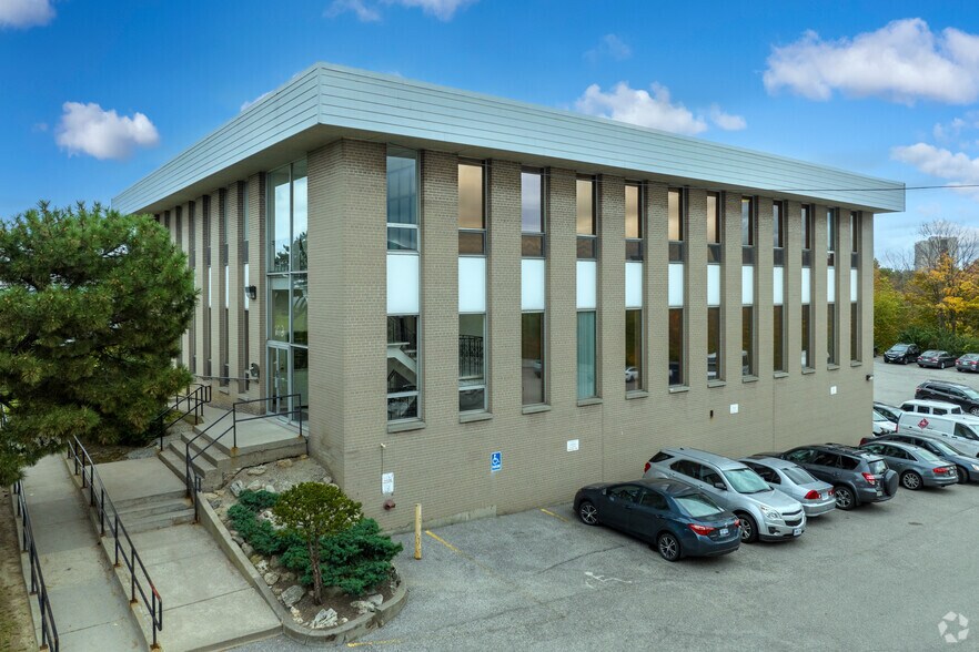 More Photos Of , Toronto Office For Sale