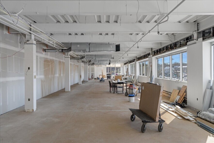 More Photos Of 4259 W Swamp Rd, Doylestown Office For Lease