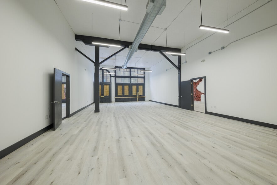 More Photos Of 103-105 E 5th St, Austin Loft Creative Space For Sale