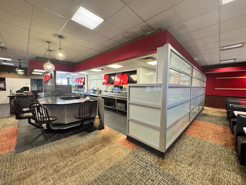 More Photos Of 1181 Stone Dr, Harrison Restaurant For Sale