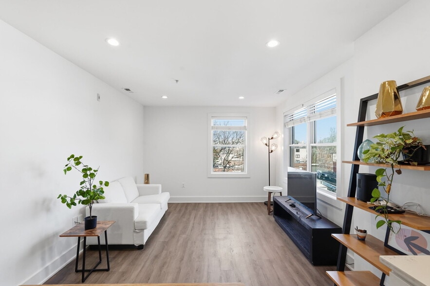 More Photos Of 1122 Bladensburg Rd NE, Washington Apartments For Sale