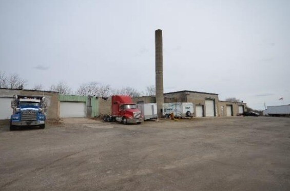 More Photos Of 426 Dolph St N, Cambridge Warehouse For Sale