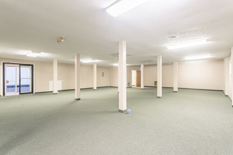 More Photos Of 2926 Main St, Caledonia Self Storage For Lease