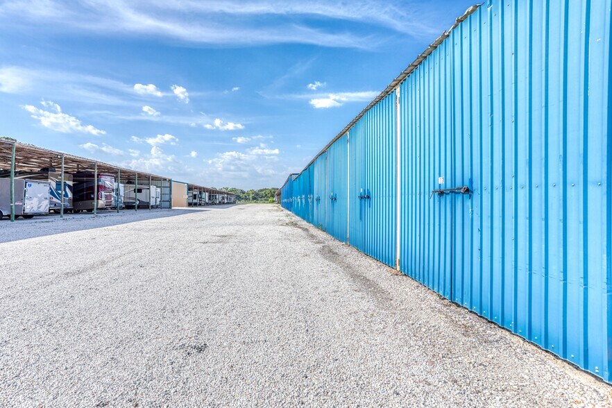 More Photos Of 22614 Schiel Rd, Cypress Land For Lease