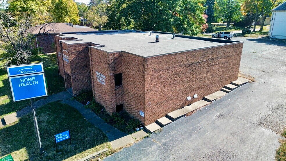 More Photos Of 535 W Eldorado St, Decatur Office For Sale